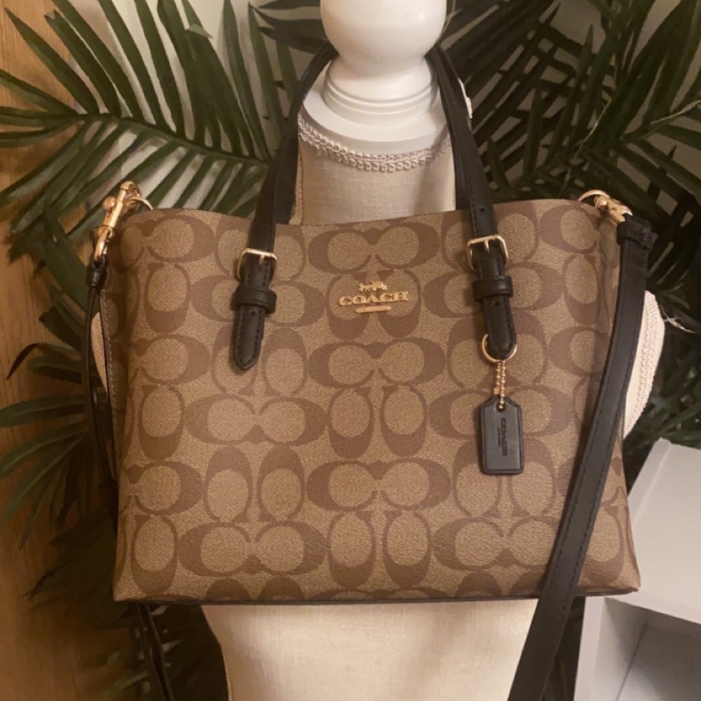 Coach - Mollie Tote 25 In Signature Canvas